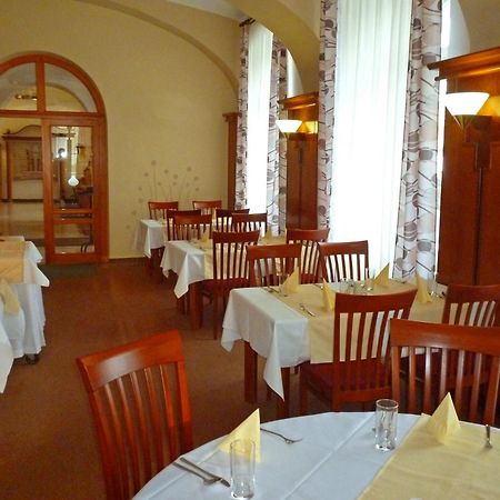 Hotel Havel Рихнов над Кнежноу Екстериор снимка