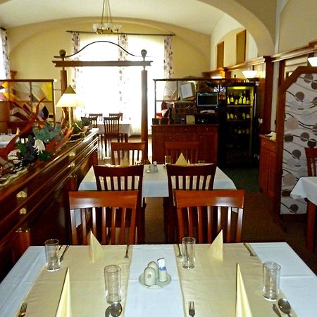 Hotel Havel Рихнов над Кнежноу Екстериор снимка